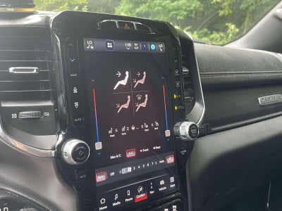 2023 RAM 1500 Laramie Crew Cab 4x4 5'7' Box