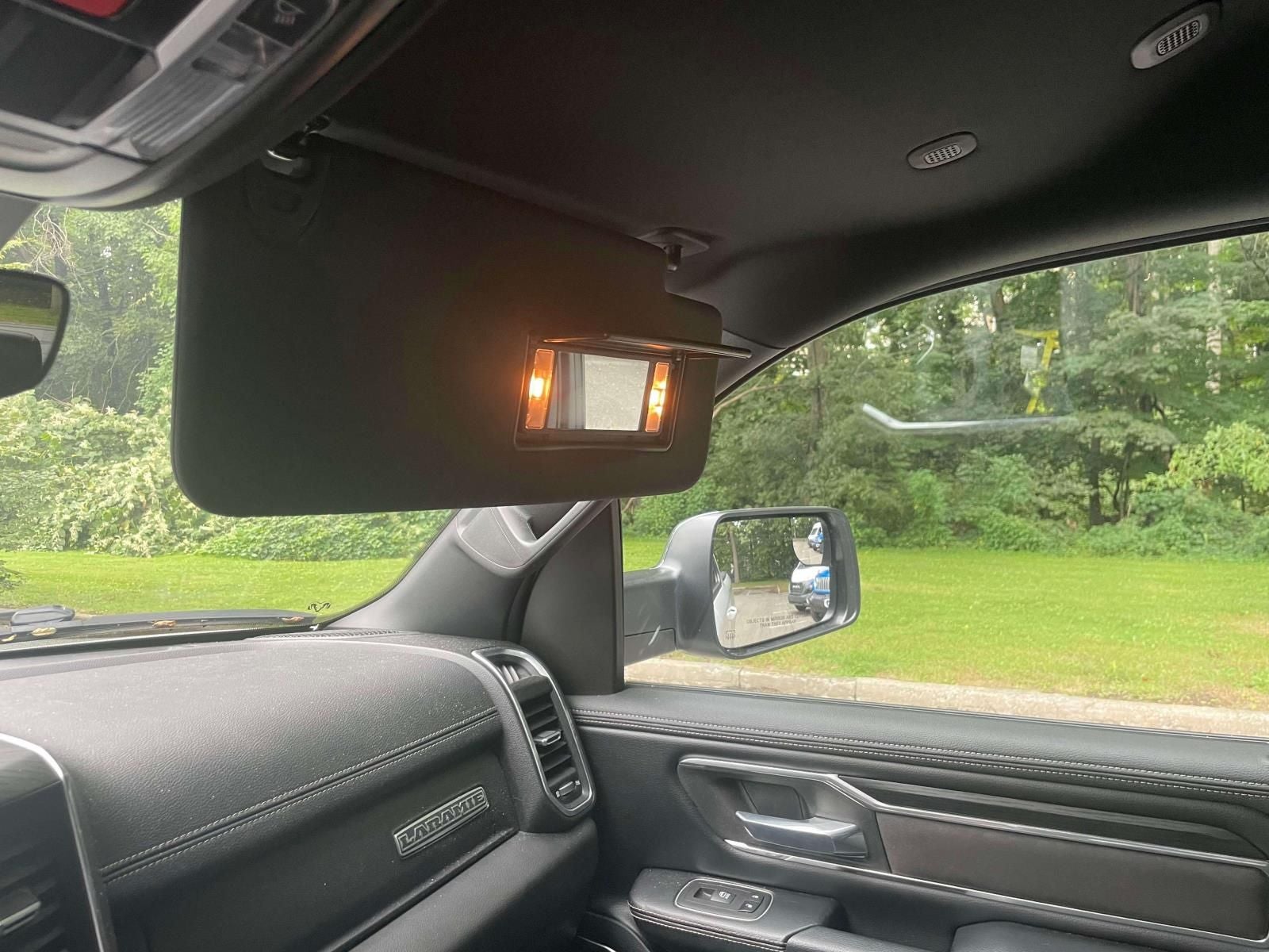 2023 RAM 1500 Laramie Crew Cab 4x4 5'7' Box