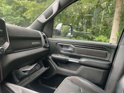 2023 RAM 1500 Laramie Crew Cab 4x4 5'7' Box