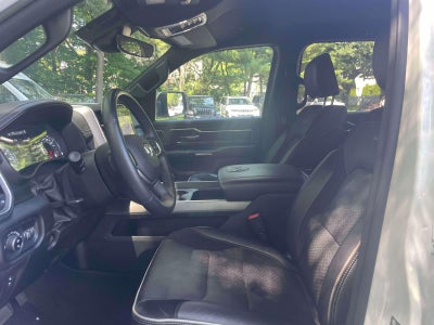 2023 RAM 1500 Laramie Crew Cab 4x4 5'7' Box
