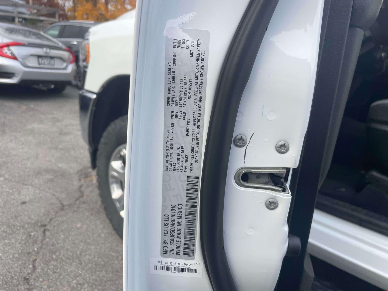 2024 RAM 2500 Big Horn Crew Cab 4x4 6'4' Box