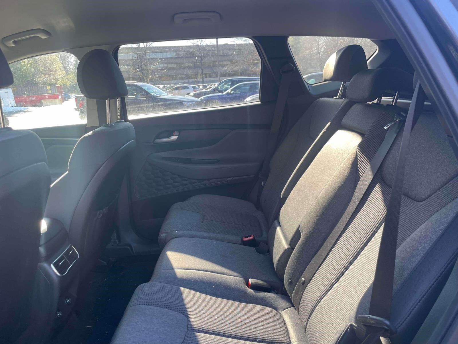 2022 Hyundai SANTA FE SE