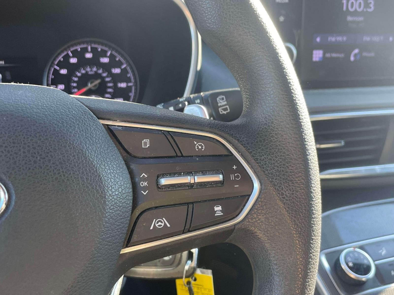 2022 Hyundai SANTA FE SE