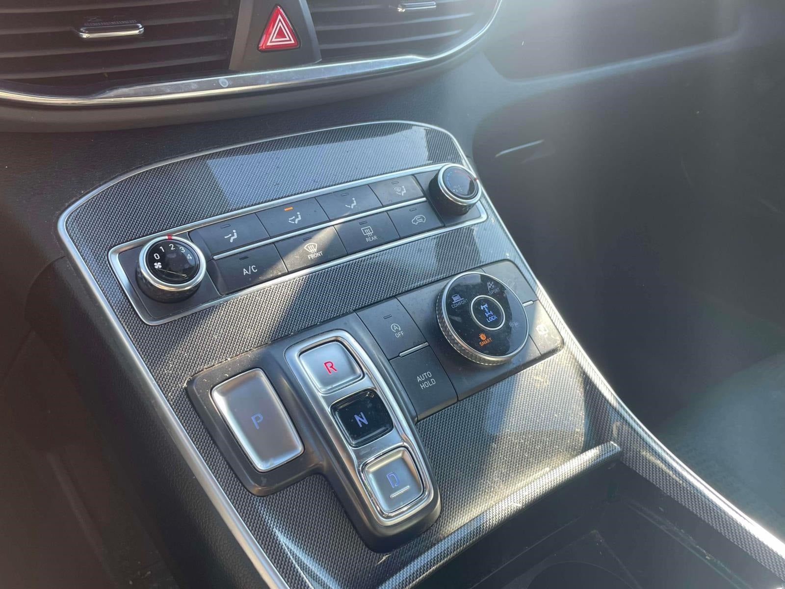 2022 Hyundai SANTA FE SE