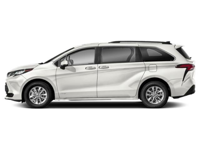 2022 Toyota Sienna LE