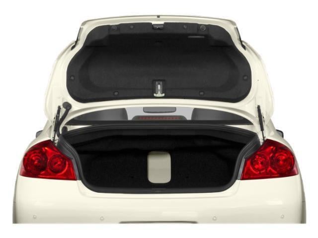 2015 INFINITI Q40 Base