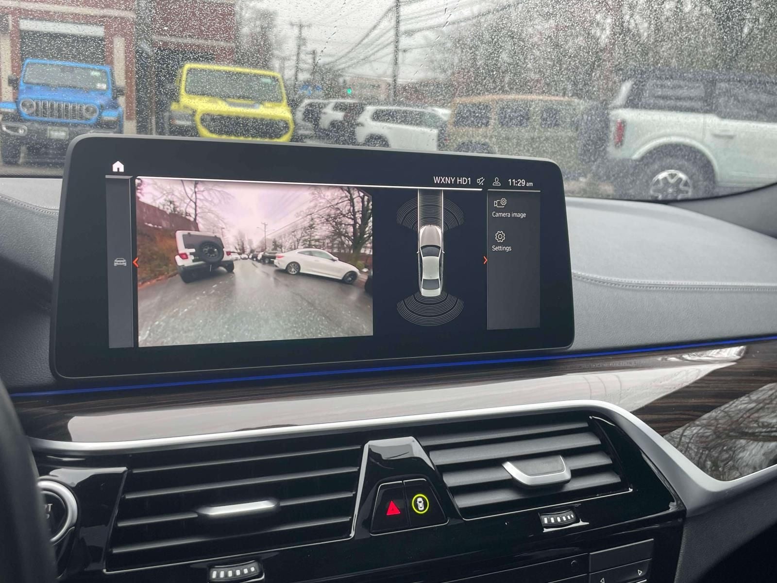 2023 BMW M550 i xDrive