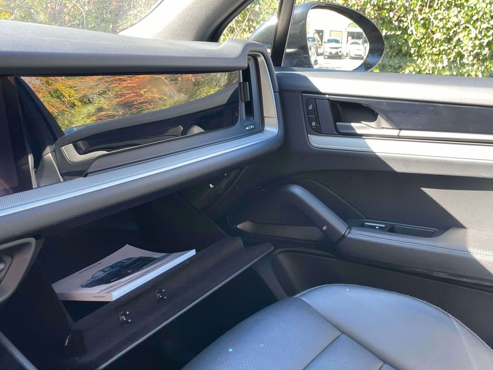 2024 Porsche Cayenne Base