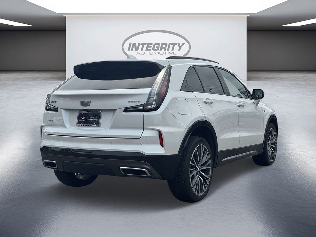 2024 Cadillac XT4 Sport