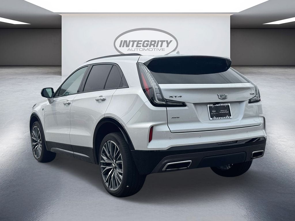 2024 Cadillac XT4 Sport