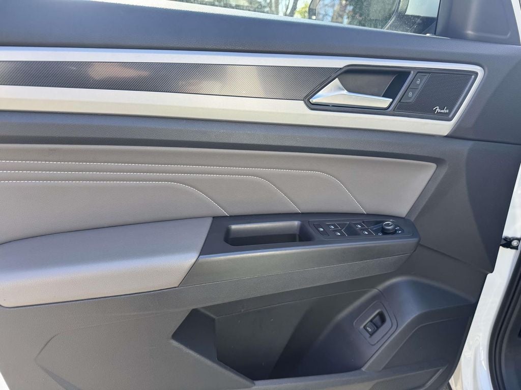 2022 Volkswagen Atlas Cross Sport 3.6L V6 SEL Premium R-Line