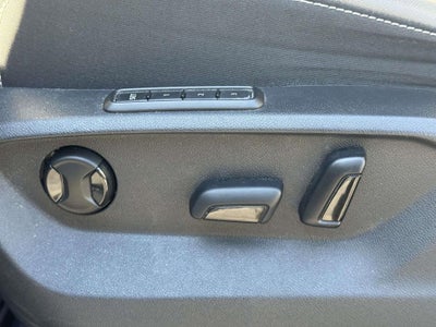 2022 Volkswagen Atlas Cross Sport 3.6L V6 SEL Premium R-Line