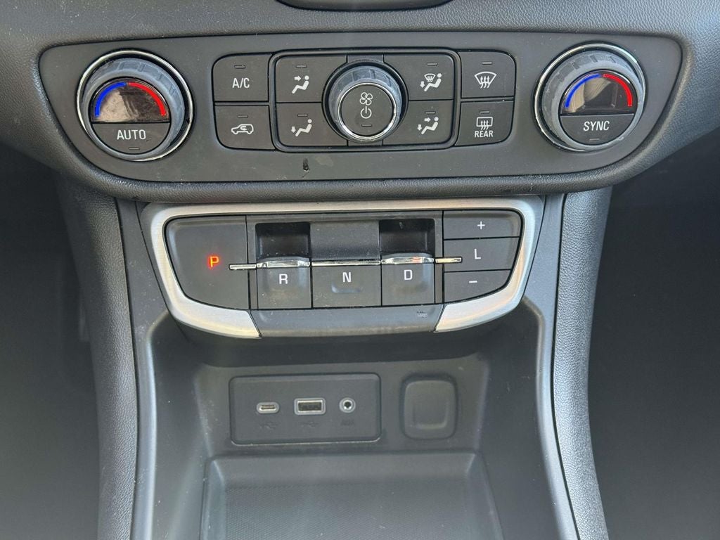 2023 GMC Terrain SLE