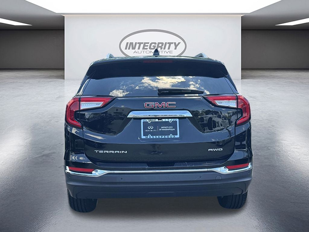 2023 GMC Terrain SLT