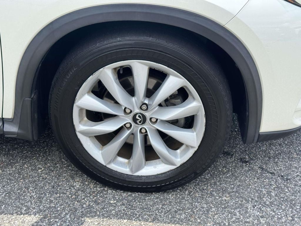 2019 INFINITI QX50 ESSENTIAL AWD