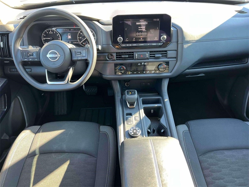 2025 Nissan Pathfinder S