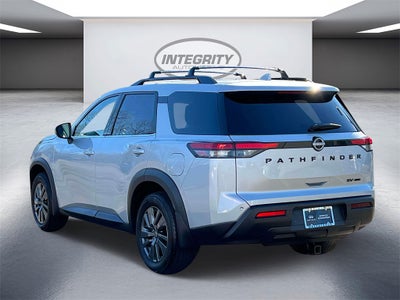 2023 Nissan Pathfinder SV