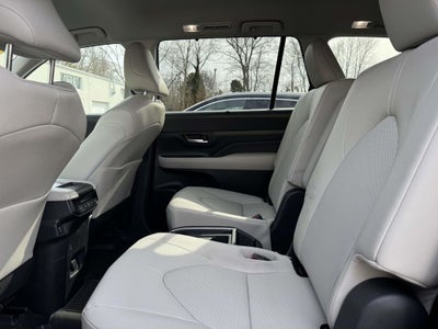 2025 Toyota Grand Highlander XLE