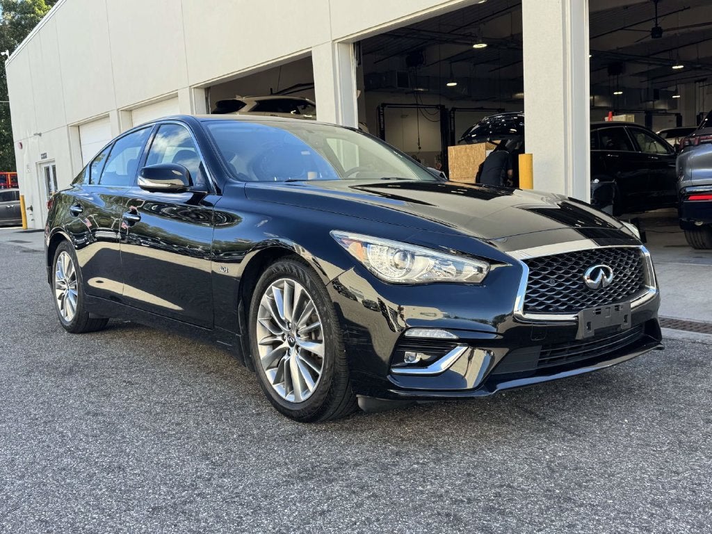 2018 INFINITI Q50 LUXE AWD