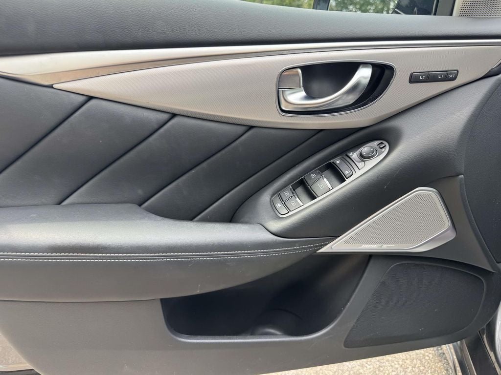 2023 INFINITI Q50 LUXE AWD