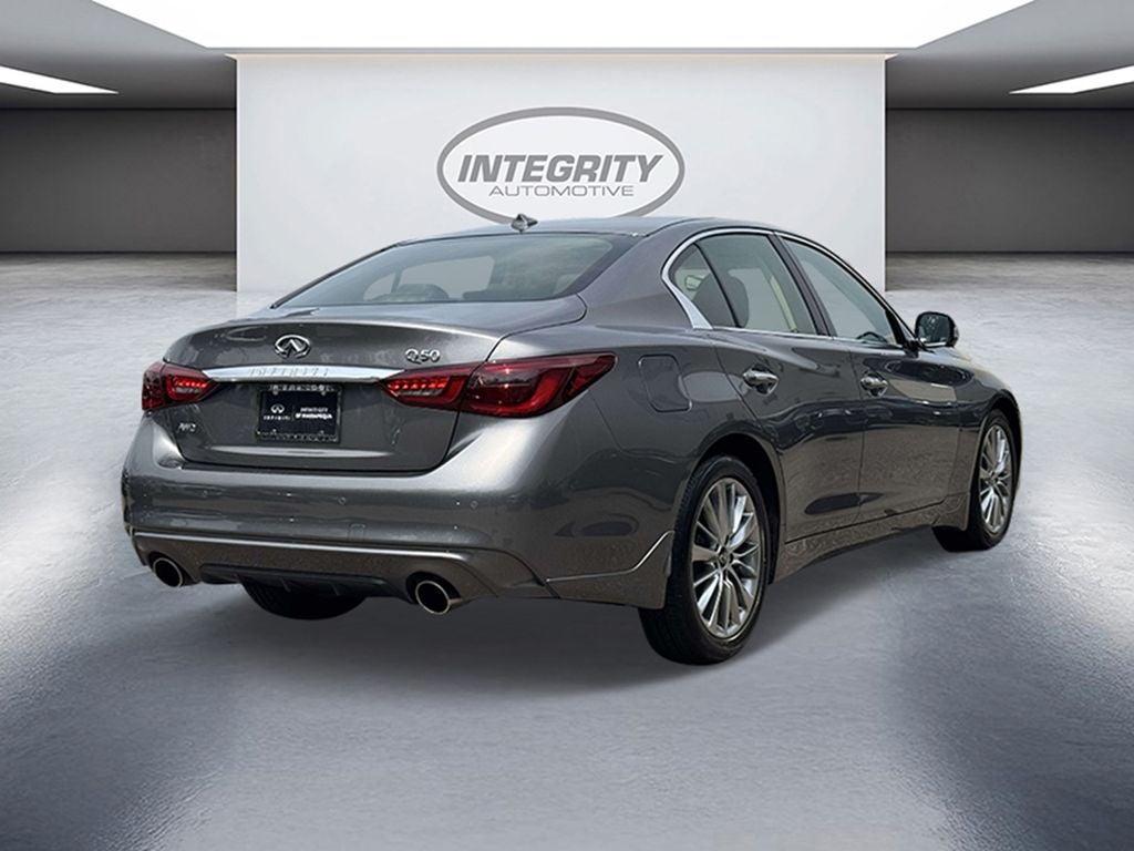 2023 INFINITI Q50 LUXE AWD