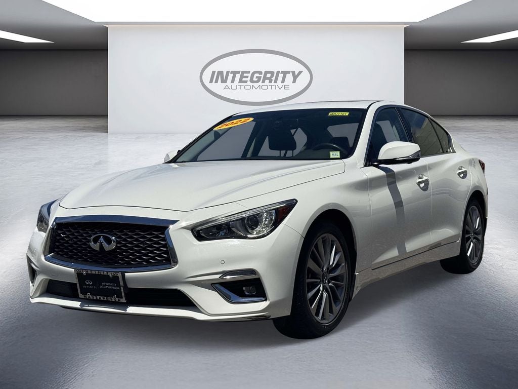 2022 INFINITI Q50 LUXE AWD