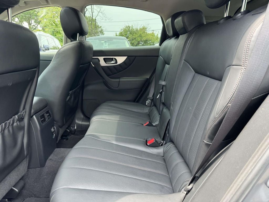 2017 INFINITI QX70 AWD