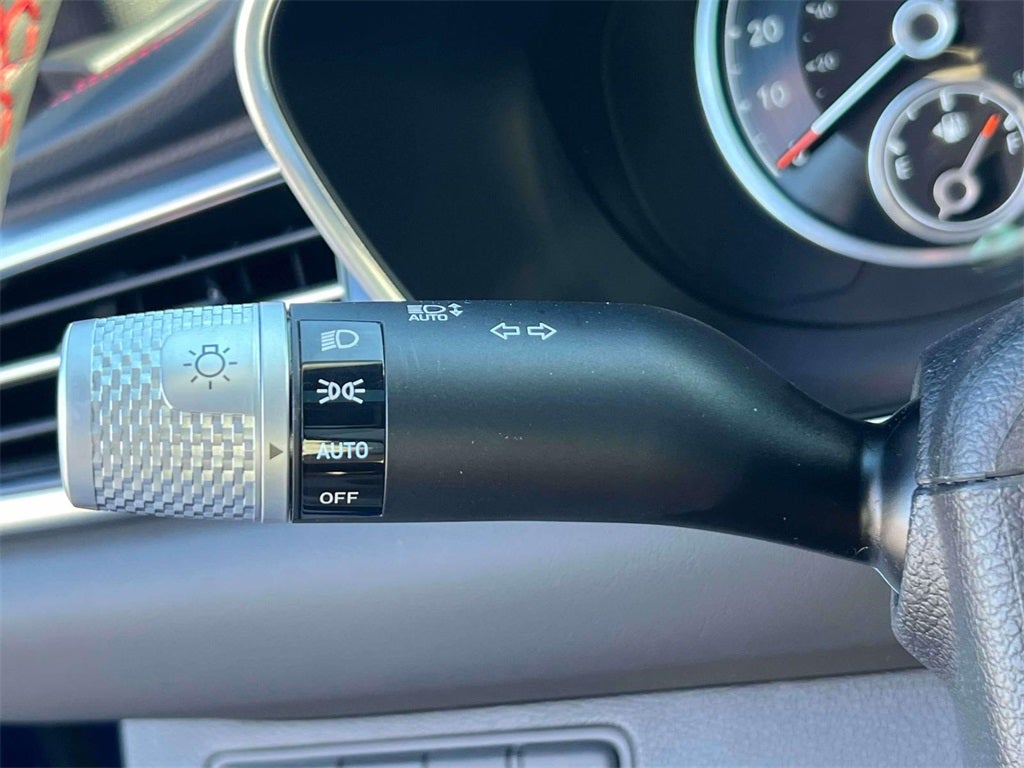 2025 Genesis G70 2.5T Sport Prestige