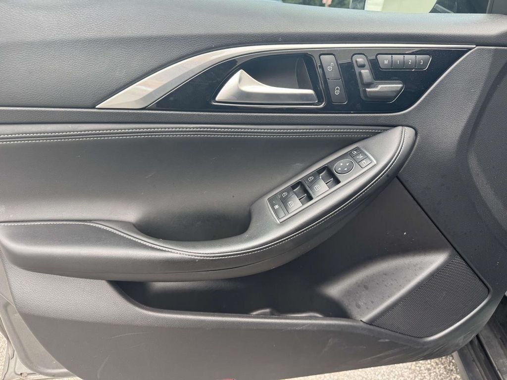2018 INFINITI QX30 LUXURY AWD
