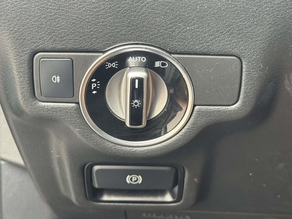 2018 INFINITI QX30 LUXURY AWD