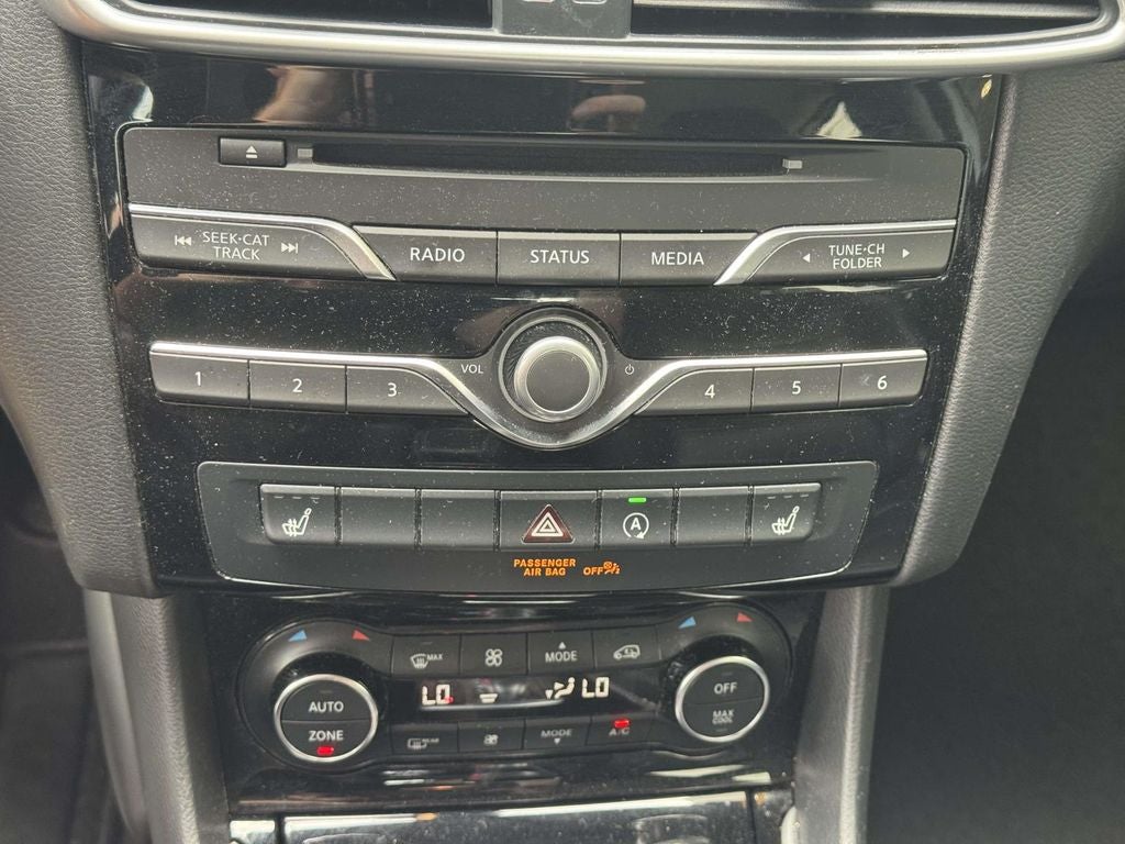 2018 INFINITI QX30 LUXURY AWD