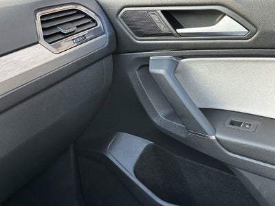 2020 Volkswagen Tiguan 2.0T SE R-Line Black 4Motion