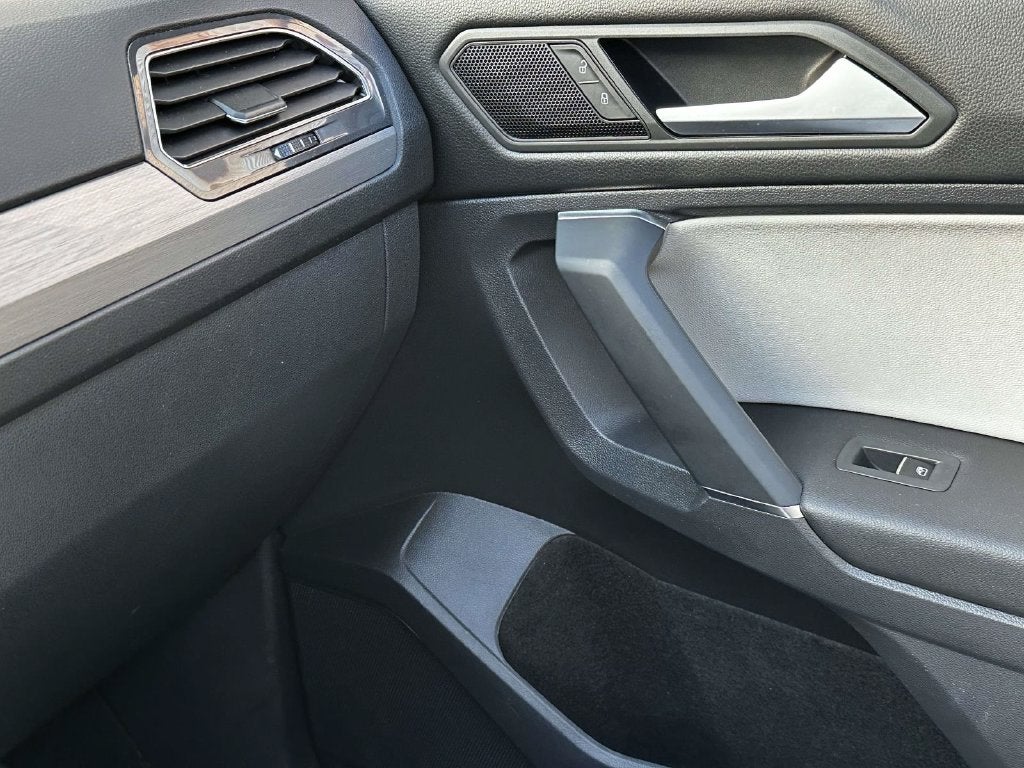 2020 Volkswagen Tiguan 2.0T SE R-Line Black 4Motion