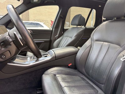 2022 BMW X5 M50i
