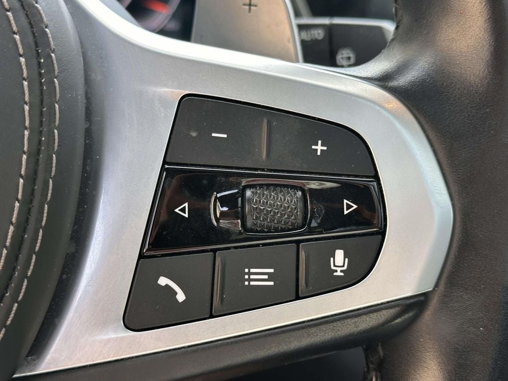 2022 BMW X5 M50i