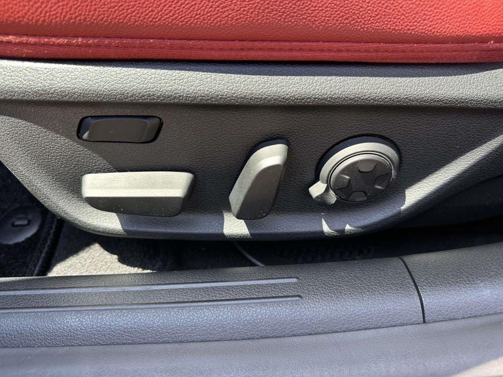 2023 Genesis G70 3.3T