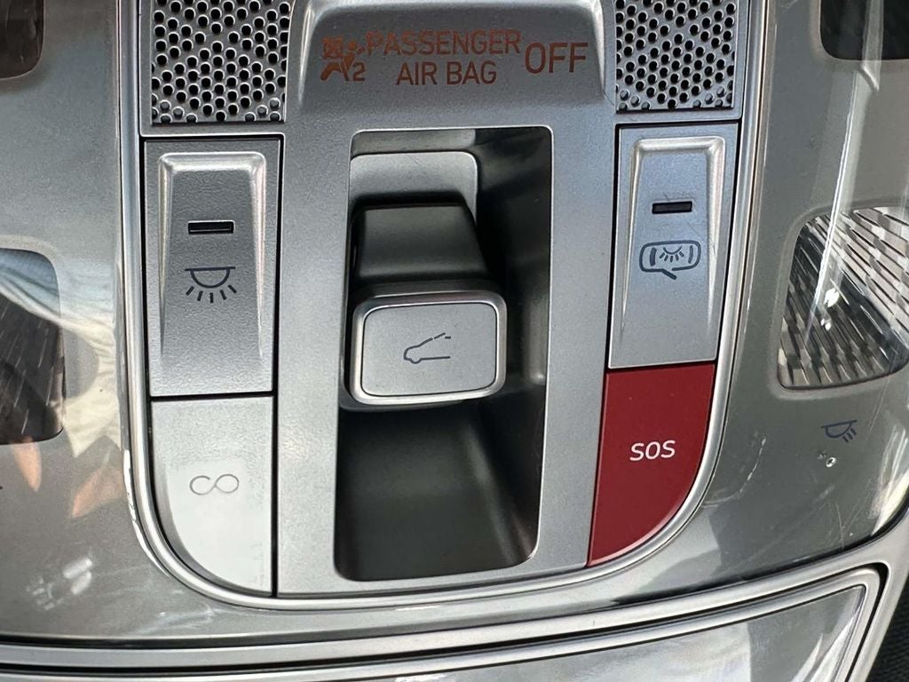 2023 Genesis GV70 2.5T
