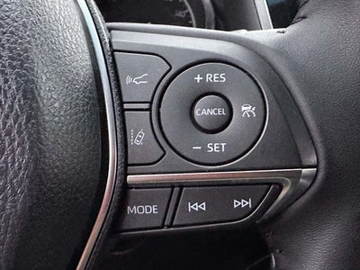 2018 Toyota Camry Hybrid XLE