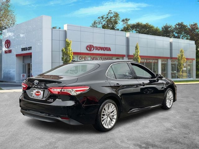 2018 Toyota Camry Hybrid XLE