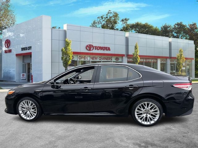 2018 Toyota Camry Hybrid XLE