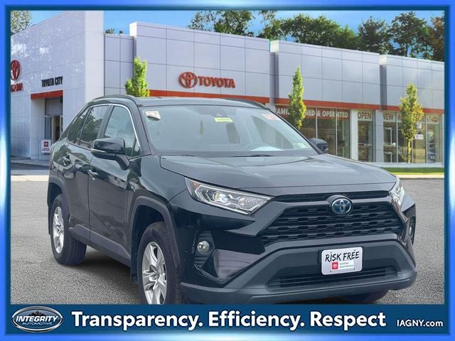 2021 Toyota RAV4 Hybrid XLE