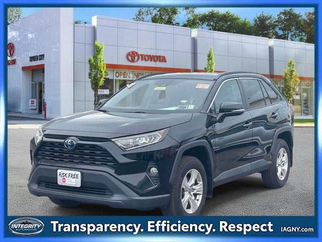 2021 Toyota RAV4 Hybrid XLE