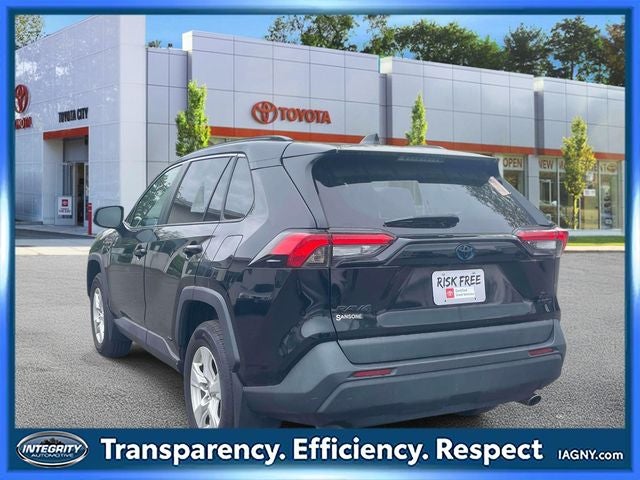 2021 Toyota RAV4 Hybrid XLE