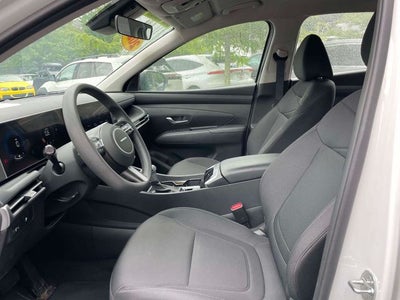 2025 Hyundai TUCSON SE