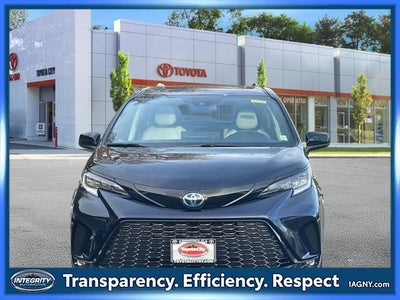 2025 Toyota Sienna XSE 7 Passenger