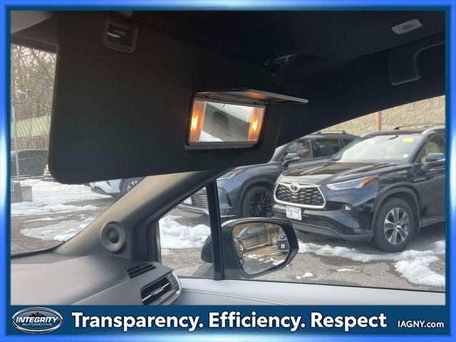 2025 Toyota Sienna XSE 7 Passenger