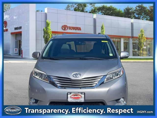 2017 Toyota Sienna Limited Premium 7 Passenger