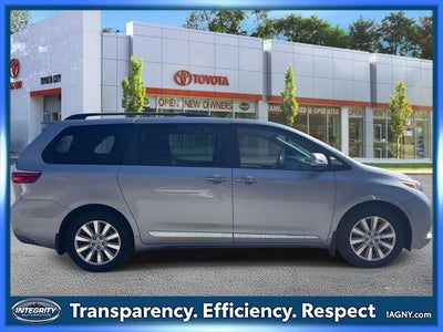 2017 Toyota Sienna Limited Premium 7 Passenger
