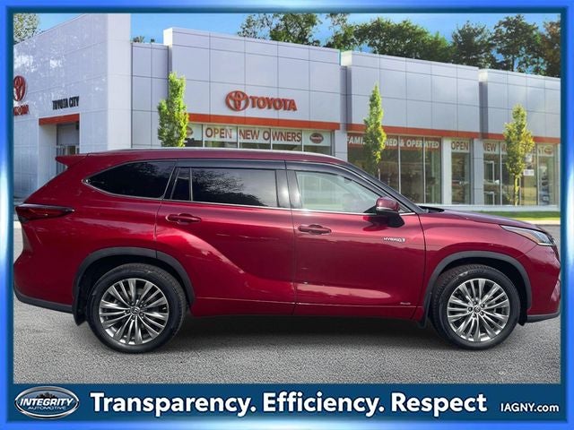 2021 Toyota Highlander Hybrid Platinum