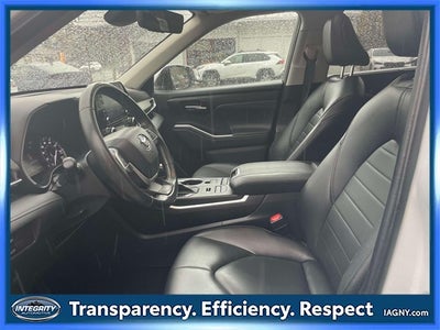 2022 Toyota Highlander XLE
